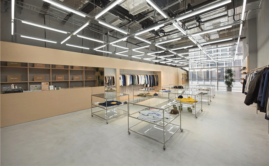 微水泥地面經(jīng)典案例效果圖片之商場服裝門店.png